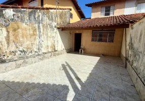 Foto 1 de Sobrado com 3 Quartos à venda, 120m² em Jardim Praia Grande, Mongaguá