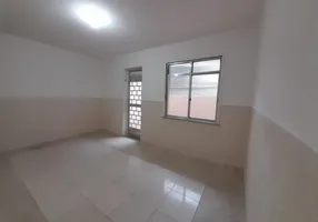 Foto 1 de Apartamento com 2 Quartos para alugar, 85m² em Cascadura, Rio de Janeiro