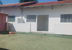 Foto 1 de Casa com 3 Quartos para alugar, 75m² em Vila Matilde, Goiânia