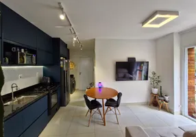 Foto 1 de Apartamento com 2 Quartos à venda, 37m² em Vila Sofia, São Paulo