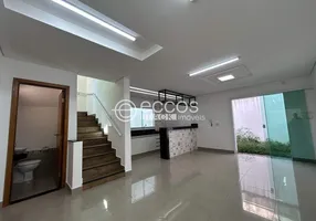 Foto 1 de Casa de Condomínio com 3 Quartos à venda, 145m² em Tubalina, Uberlândia