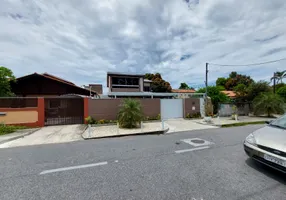 Foto 1 de Casa com 5 Quartos à venda, 360m² em Piratininga, Niterói