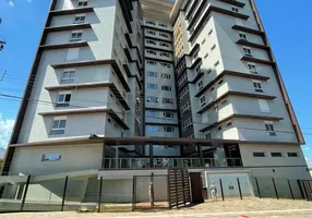 Foto 1 de Apartamento com 3 Quartos à venda, 228m² em Km 3, Santa Maria
