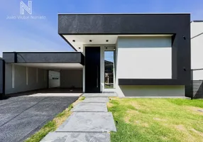 Foto 1 de Casa de Condomínio com 3 Quartos à venda, 290m² em Condomínio do Lago, Goiânia