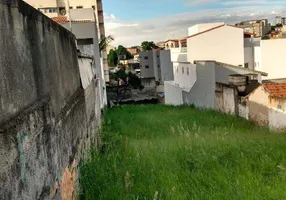 Foto 1 de Lote/Terreno à venda, 600m² em Vila Gilda, Santo André