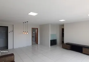 Foto 1 de Apartamento com 3 Quartos para alugar, 113m² em Espinheiro, Recife
