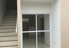 Foto 1 de Apartamento com 2 Quartos à venda, 53m² em Barrocão, Itaitinga