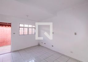 Foto 1 de Casa com 2 Quartos para alugar, 80m² em Jardim Sao Gabriel, São Paulo