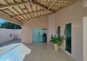 Foto 1 de Casa com 3 Quartos à venda, 100m² em Centro Histórico, Paranaguá