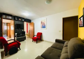 Foto 1 de Casa com 4 Quartos à venda, 260m² em Goiania 2, Goiânia