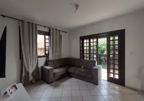 Foto 1 de Casa com 5 Quartos à venda, 321m² em Feliz, Goiânia