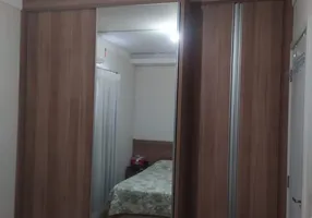 Foto 1 de Apartamento com 2 Quartos à venda, 45m² em Ouro Verde, Londrina