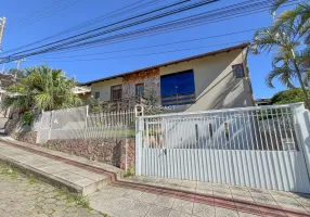 Foto 1 de Casa com 4 Quartos à venda, 240m² em Trindade, Florianópolis