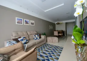 Foto 1 de Apartamento com 2 Quartos à venda, 75m² em Embaré, Santos