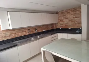 Foto 1 de Sobrado com 2 Quartos para alugar, 110m² em Jardim Previdência, São Paulo