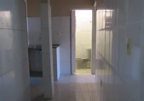 Foto 1 de Apartamento com 1 Quarto para alugar, 40m² em Olaria, Rio de Janeiro