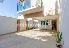 Foto 1 de Casa com 3 Quartos à venda, 260m² em Cabral, Contagem