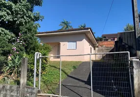 Foto 1 de Casa com 4 Quartos à venda, 106m² em Costa E Silva, Joinville