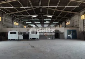 Foto 1 de Galpão/Depósito/Armazém à venda, 1200m² em Distrito Industrial, Uberlândia