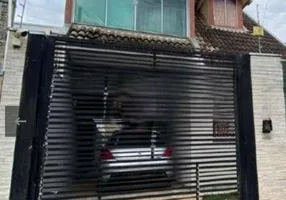 Foto 1 de Sobrado com 3 Quartos à venda, 150m² em Jardim Italia II, Maringá