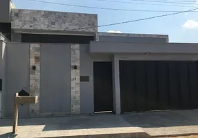 Foto 1 de Casa com 3 Quartos à venda, 134m² em Perequê, Porto Belo