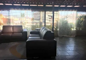 Foto 1 de Sobrado com 3 Quartos à venda, 300m² em Jardim Santa Cristina, Santo André