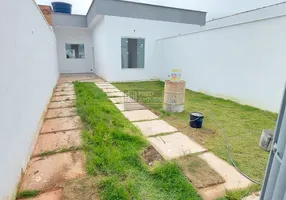 Foto 1 de Casa com 3 Quartos à venda, 90m² em Vida Nova, Vespasiano