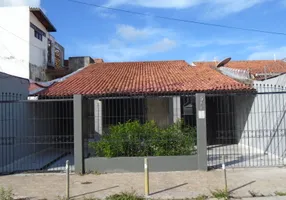 Foto 1 de Casa com 3 Quartos para alugar, 140m² em Cambeba, Fortaleza