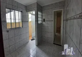 Foto 1 de Casa com 2 Quartos à venda, 90m² em Santo Antônio, Osasco