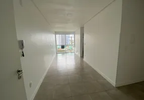 Foto 1 de Apartamento com 2 Quartos à venda, 60m² em Desvio Rizzo, Caxias do Sul