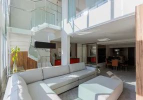 Foto 1 de Cobertura com 3 Quartos à venda, 289m² em Hugo Lange, Curitiba
