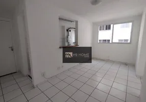 Foto 1 de Apartamento com 2 Quartos para alugar, 50m² em Guadalupe, Rio de Janeiro