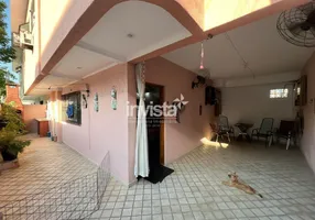 Foto 1 de Casa com 3 Quartos à venda, 145m² em Estuario, Santos