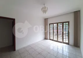 Foto 1 de Apartamento com 3 Quartos para alugar, 110m² em Jardim Canaã, Uberlândia