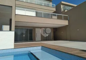 Foto 1 de Casa de Condomínio com 3 Quartos para venda ou aluguel, 284m² em Recreio Dos Bandeirantes, Rio de Janeiro