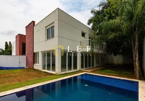 Foto 1 de Casa de Condomínio com 4 Quartos à venda, 330m² em Campo Belo, São Paulo