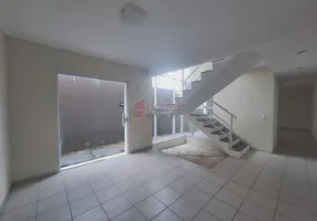 Foto 1 de Sobrado com 3 Quartos à venda, 167m² em Horto Santo Antonio, Jundiaí