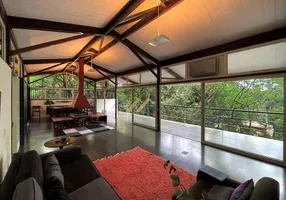 Foto 1 de Casa de Condomínio com 3 Quartos à venda, 200m² em Chácara do Refugio, Carapicuíba