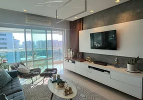 Foto 1 de Apartamento com 4 Quartos para alugar, 140m² em Peninsula, Rio de Janeiro