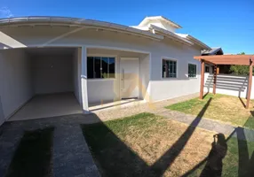 Foto 1 de Casa com 2 Quartos à venda, 115m² em Alto Arroio, Imbituba