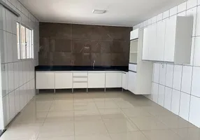 Foto 1 de Casa com 3 Quartos à venda, 150m² em Vila Mogilar, Mogi das Cruzes