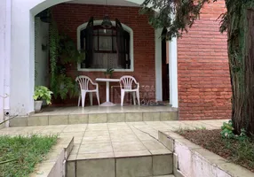 Foto 1 de Casa com 3 Quartos à venda, 234m² em Vila Brasílio Machado, São Paulo