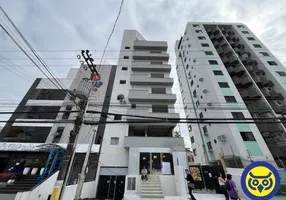 Foto 1 de Apartamento com 2 Quartos para alugar, 83m² em Centro, Florianópolis