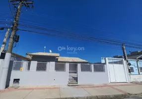 Foto 1 de Casa com 3 Quartos para alugar, 123m² em Dehon, Tubarão