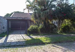 Foto 1 de Casa com 4 Quartos para alugar, 336m² em Ipanema, Porto Alegre