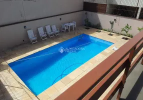 Foto 1 de Sobrado com 4 Quartos à venda, 360m² em Jardim Planalto, Porto Alegre