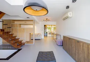 Foto 1 de Casa de Condomínio com 4 Quartos à venda, 209m² em Mossunguê, Curitiba