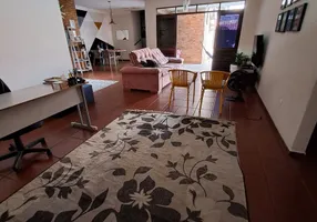 Foto 1 de Casa com 3 Quartos para alugar, 221m² em Manaíra, João Pessoa