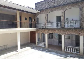 Foto 1 de Casa com 5 Quartos à venda, 500m² em Vila Kosmos, Rio de Janeiro