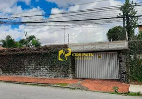 Foto 1 de Casa com 3 Quartos à venda, 220m² em Jardim das Oliveiras, Fortaleza